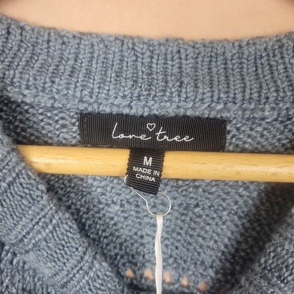 Love Tree Drop Shoulder Gray Knit Sweater Size Medium - Picture 3 of 5
